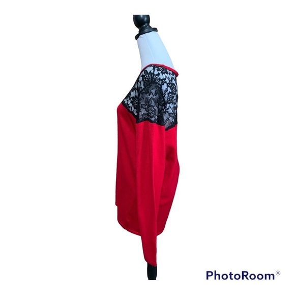 Torrid Pinup Red with Black Lace sweater size 1x - Picture 3 of 7